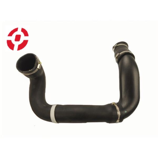 LR002589 Auto Engine Parts Intercooler Coolant Radiator Hose Coolant Pipe