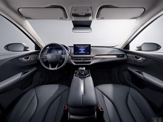 Hongqi Pure Electric Sedan 4×2 Automatic Transmission Vehicle Automobile