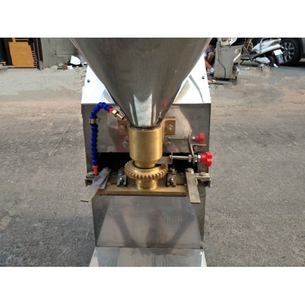 Chicken Meatball Maker Machine Food 300kg/H Meatball Forming Machine