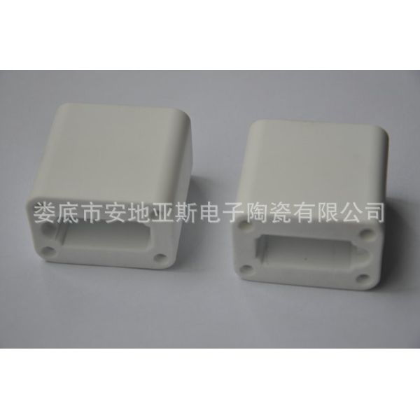Al2O3 Aluminum Ceramic Cover For BYD High Voltage DC Fuse Capacitor Automotive Fuse Housing