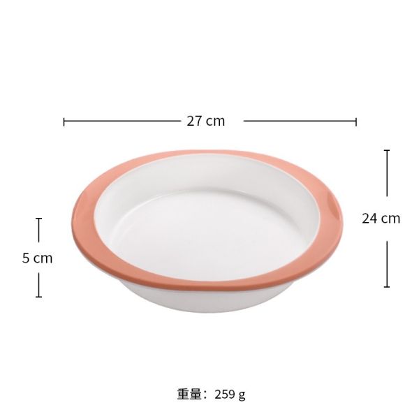 Set in use with batter being poured into pans