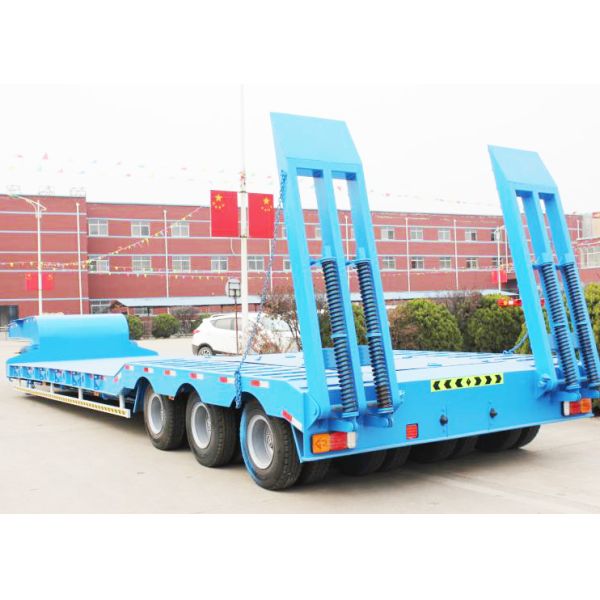 Hydraulic Ladder 4 Axle Lowboy Trailer with 80 Ton 100 Ton Capacity and Durable Design