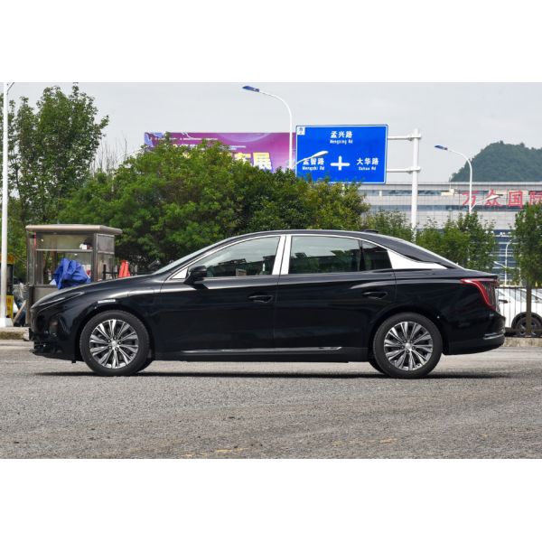 Hongqi Electric EV Car 140Kw 5 Seat Electric Car Front Wheel Drive Black