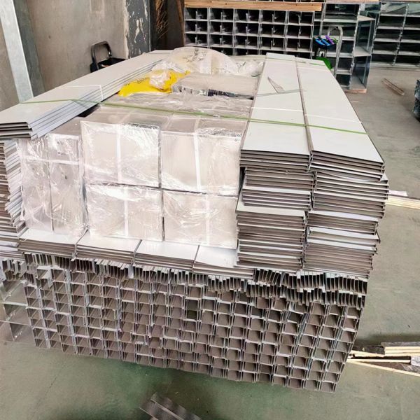 Stainless Steel Cable Tray Safety For Streamlined Cable Management Solutions