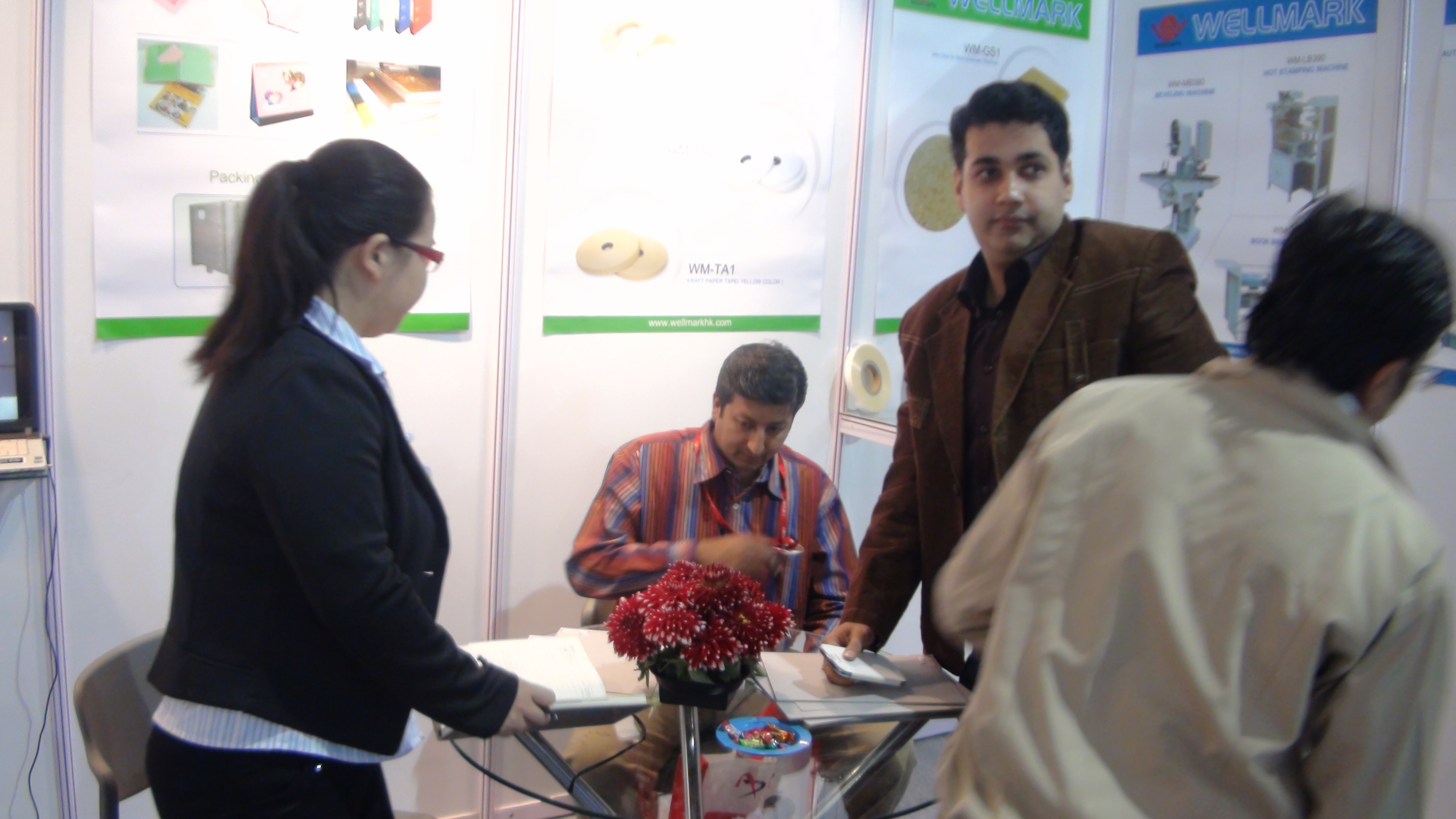 Hot Tape For Box Corner Stay / Kraft Paper Tape To Make Rigid Box