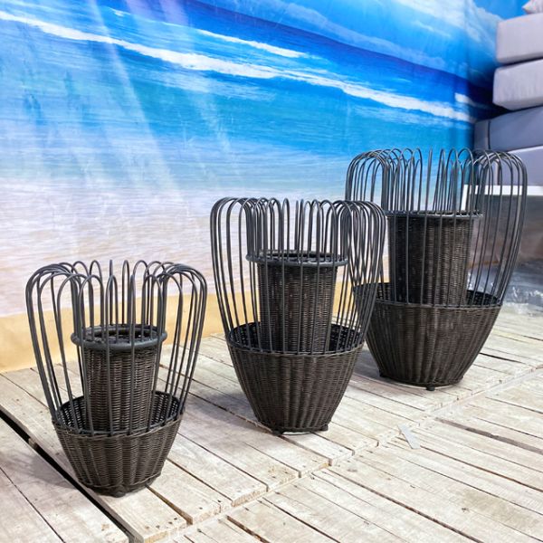 Floor Rattan Cover Flower Pot with Zinc Basin Inside and Advanced Technology