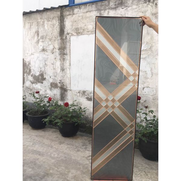 Artistic Decorative Patterned Glass Various Shape / Size Energy Saving