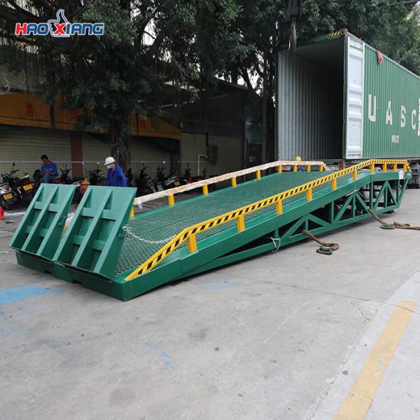 Buy 15T Temporary Loading Dock Trucks Mobile Container Loading Ramp at wholesale prices