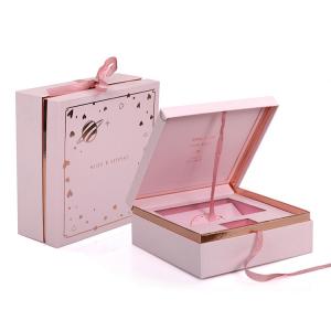 China China Custom Magnetic Personalised Paper Gift Box For Handbag Packaging on sale