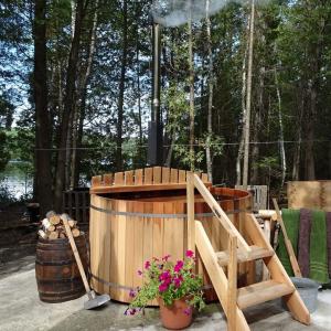 Quality Cedar Wood Hot Tub Steam Sauna Room With Wood Burning Stove for sale