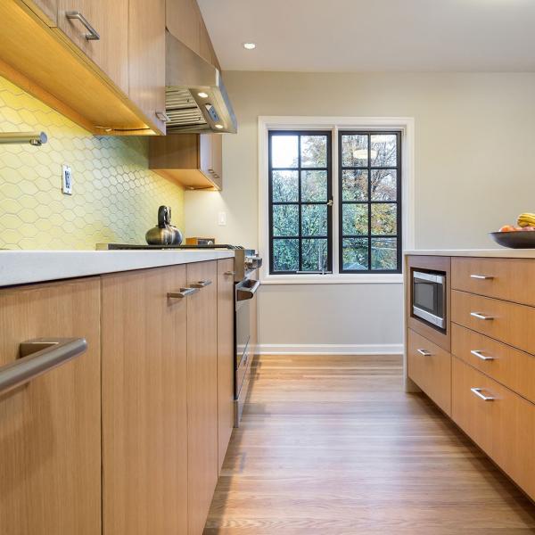 OEM Custom Wooden Grain Commercial Solid Wood Kitchen Island Cabinet With Sink Island