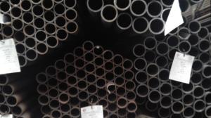 China ERW Q195 Q235B  Black Welded Round Steel Pipe for Furniture Pipe Carbon Mild Steel Pipes on sale