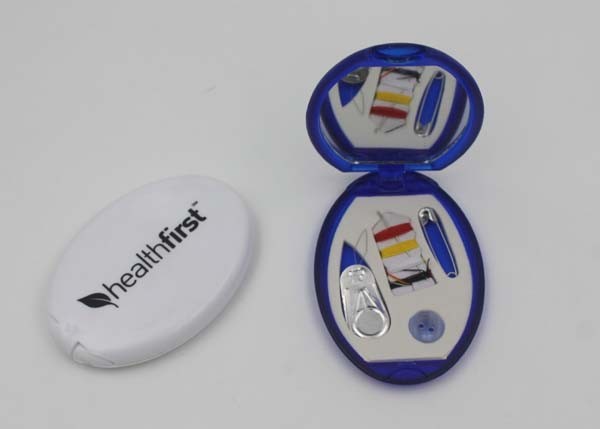 OEM Professional Compact Miniature Sewing Kit With Mirror In Plastic Case , Easy To Carry