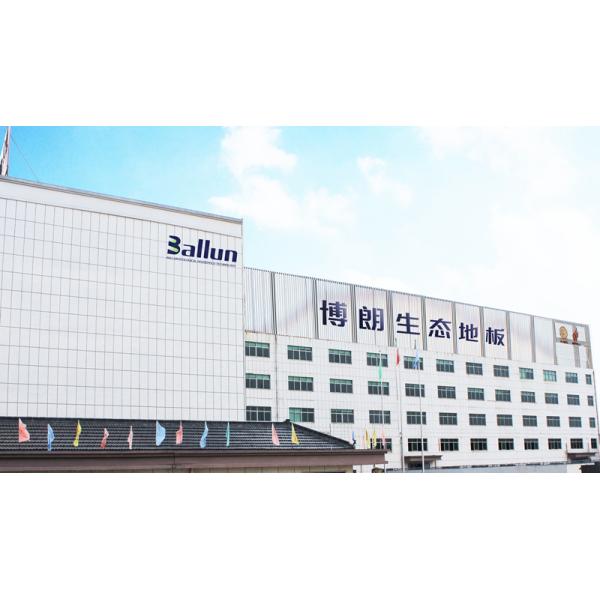 Underlay Floors Waterproof Piso PVC SPC Vinyl Flooring made from 100% Virgin Material