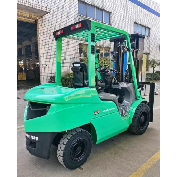 Japan Used Mitsubishi Diesel Forklift 3 Ton 4.5 Meters with 3 Masts