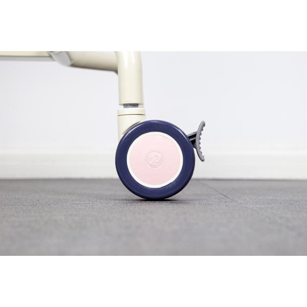 Imported ABS Basin Hospital Baby Crib 4 PCS Central Controlled Castors