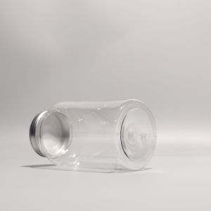 Quality 500ml Crystal Clear Transparent PET Plastic Bottles with Screw Lids for sale