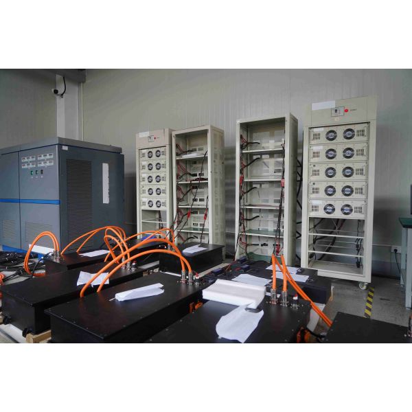 hot sale 12.8V Low Temperature Lifepo4 Battery 12V 100ah 120ah 150ah 200Ah 250Ah 300Ah 600Ah for Solar Energy Storage