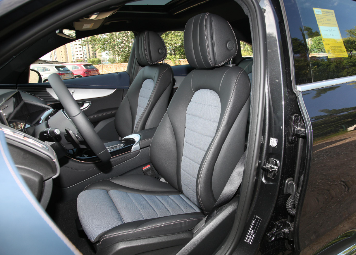 Medium SUV Benz EV Car 2022 Mercedes Benz EQC 350 4MATIC 5 Door 5 Seats