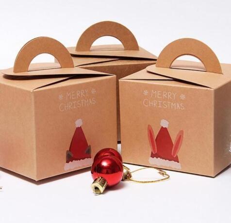Buy Recycling Brown Kraft Christmas Paper Box Gift Packaging Box With Handle at wholesale prices