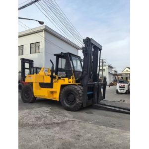 Used TCM 23T Container Forklift Fuel Tank Capacity 300L