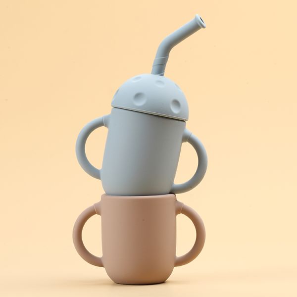 Smell Proof Silicone Straw Cup Non Plastic Unbreakable BPA Free With Lids