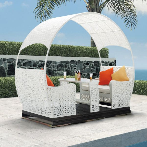Easy to Washable Customized Outdoor Swing Rattan Rocking Chair for Courtyard Advantages