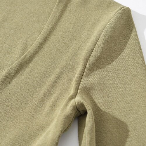 OEM maufactory U Collar Long Sleeved T Shirt Female 22 Autumn Polyester Hot Girl