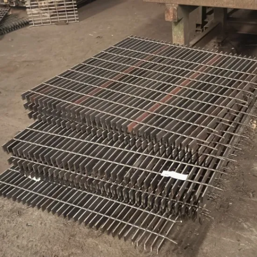Hot DIP Heavy Duty Galvanized metal Welded Steel Grating