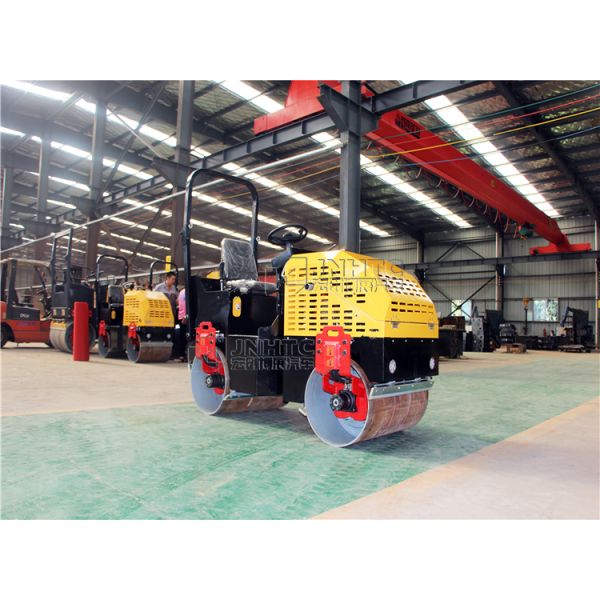 3 Axles 12 weheels container 50 tons heavy duty Van Semi Trailer 4