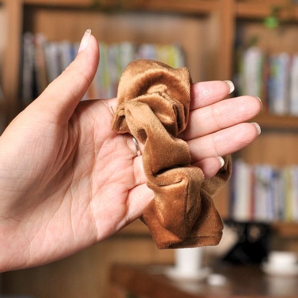 Vintage Other Silk Products 0.03kg 6cm Large Velvet Scrunchies