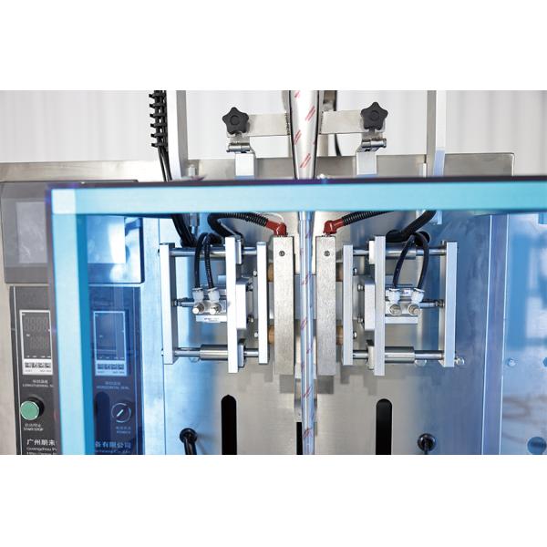 Automatic 200KG SUS304 Stainless Steel Liquid Filling Sealing Machine