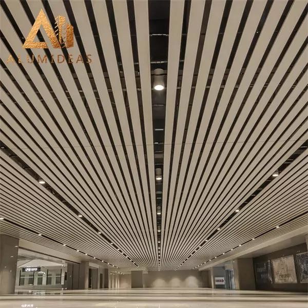 Metal interior linear ceiling