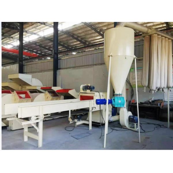 200kg/h Wood Grinder Crusher Machine Small Multi Functional Wood Sawdust Sawdust Bamboo Particle Crusher