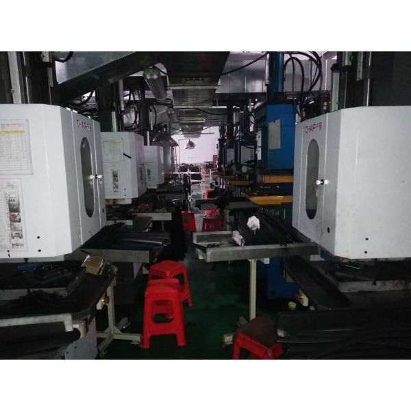 100 C 70h Compression rate Anti Fire Neoprene Sponge Rubber Cord for High Compression