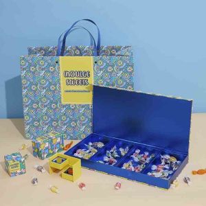 Luxury Chocolate Gift Packaging Rigid Cardboard Gift Boxes Customized