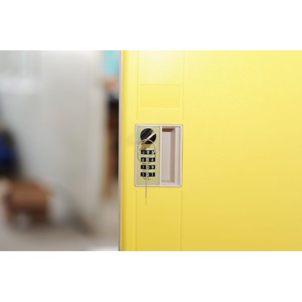 Yellow ABS Coin Collect Lockers , Anti UV Aging 8 Tier Lockers For Employee