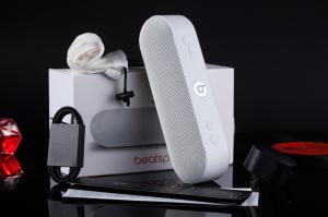 Quality Brand New Genuine Beats by Dr. Dre Beats Pill+White FACTORY SEALED  Beats Pill+Bluetooth Wireless Speaker White for sale