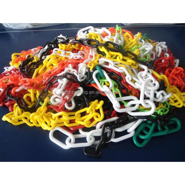 8mm PE Red/White Yellow/Black Color Plastic Safety Chain for Durable Roadway Protection