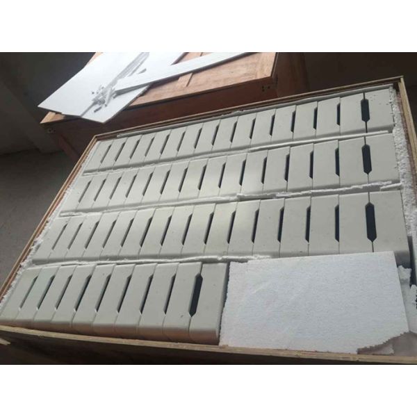 Cordierite Refractory Kiln Tray Thermal Shock Resistance High Strength 1250℃
