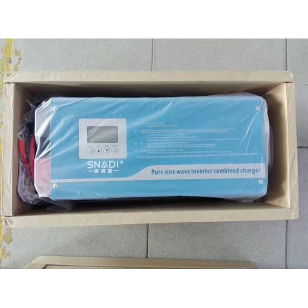 1000W ~ 3000W Pure Sine Wave Power Inverter Residential Solar Inverter