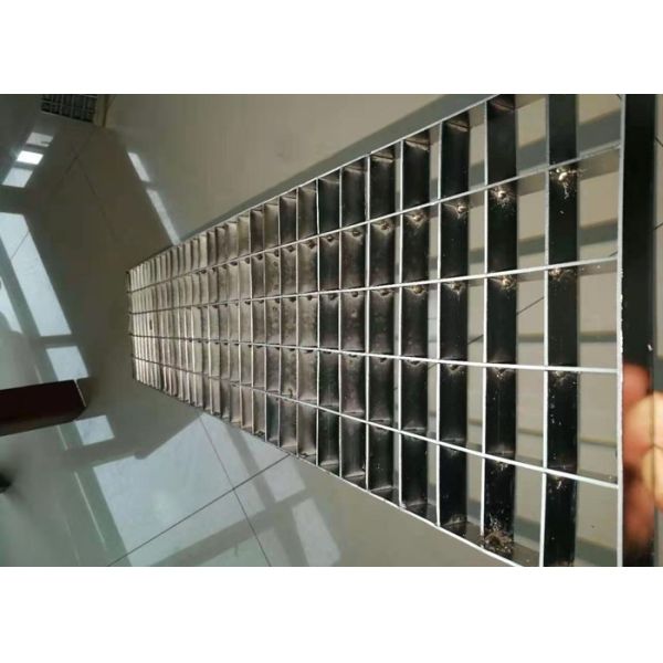 Stainless Steel 316 Galvanized Bar Grating Non Flammable metal grating platform