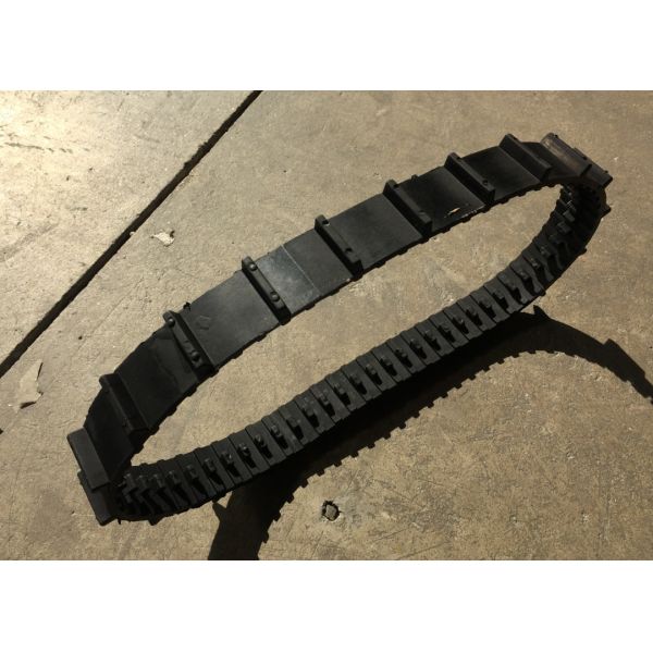 Width 32mm Small Rubber Wheelchair Track Jointless 66 Links