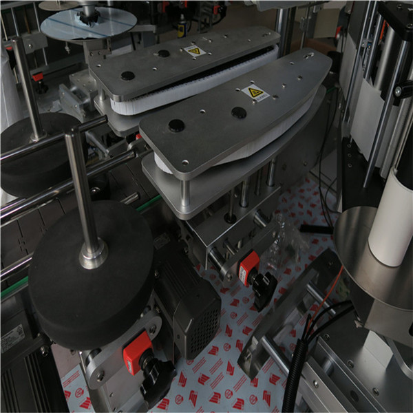 Square and round bottles automated labeling machine 50HZ 2300W Power system