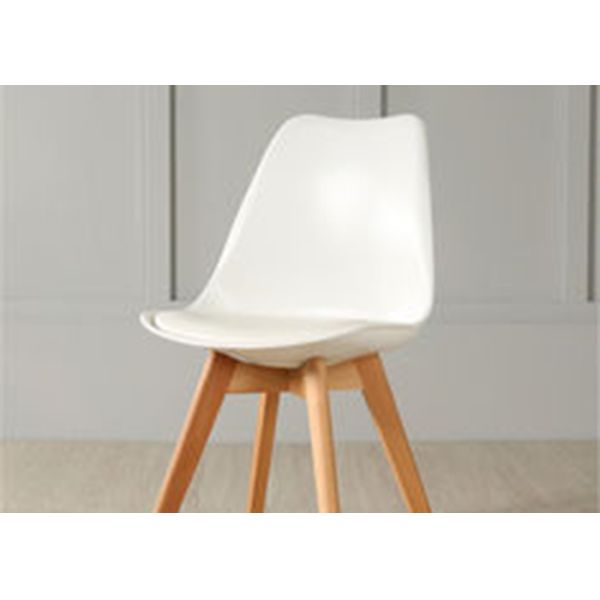 High-quality modern beech wood legs tulip colored plastic dining chair,