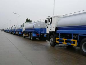 China SINOTRUK HOWO Water Tank Truck EURO II 15000L With German VDO Instruments on sale