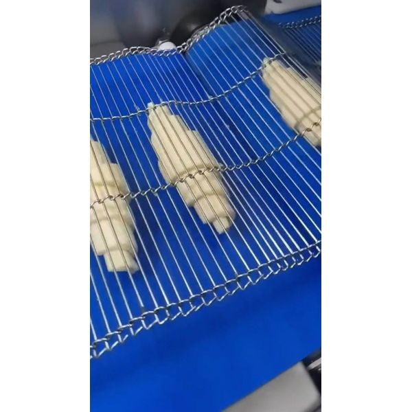 Small Croissant Maker Machine Croissant Dough Roller Machine 2000 To 3000Pcs/H