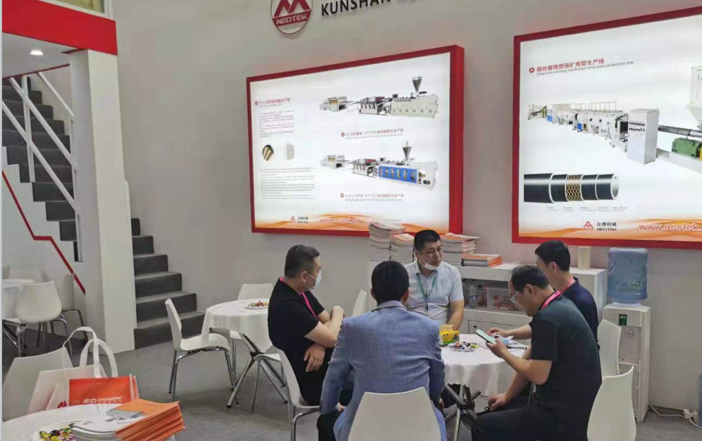 Double-screw PVC WPC Extrusion Line for Sustainable and Eco-friendly WPC Materials