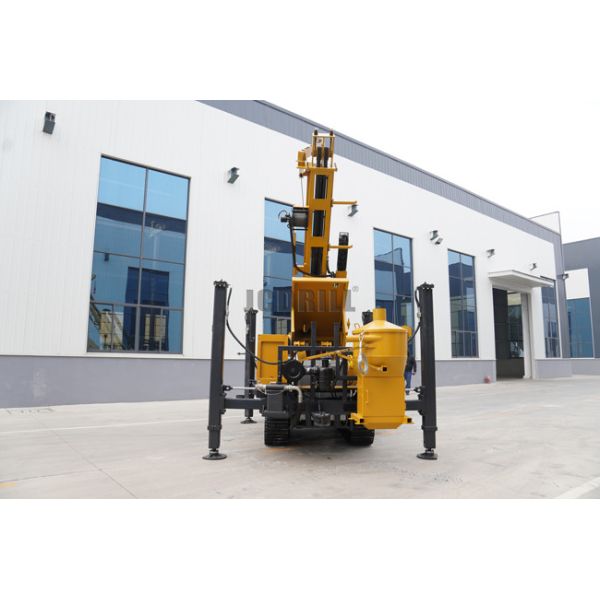 JRC200 Crawler Pneumatic Drilling Rig Reliable Samples for Geological Exploration
