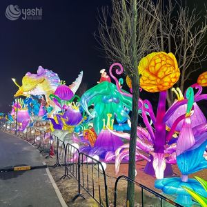 Lifelike Exotic Flower Lantern - Silk Festival Lantern for Traditional